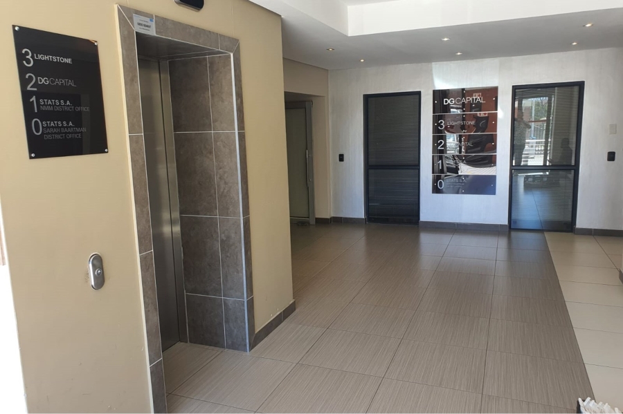 To Let commercial Property for Rent in Newton Park Eastern Cape